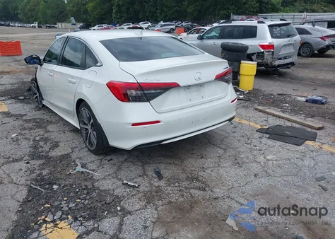 2024 Honda Civic Touring z USA, uszkodzony, nr VIN 2HGFE1F93RH318034